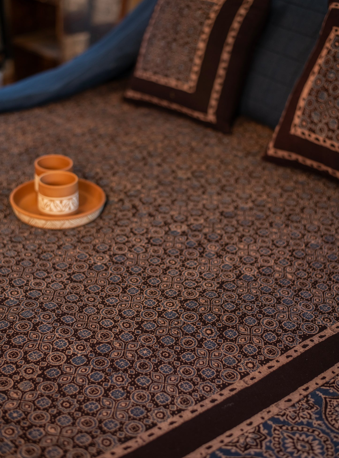 Printed Bed Cover with Border: Ajrakh Black