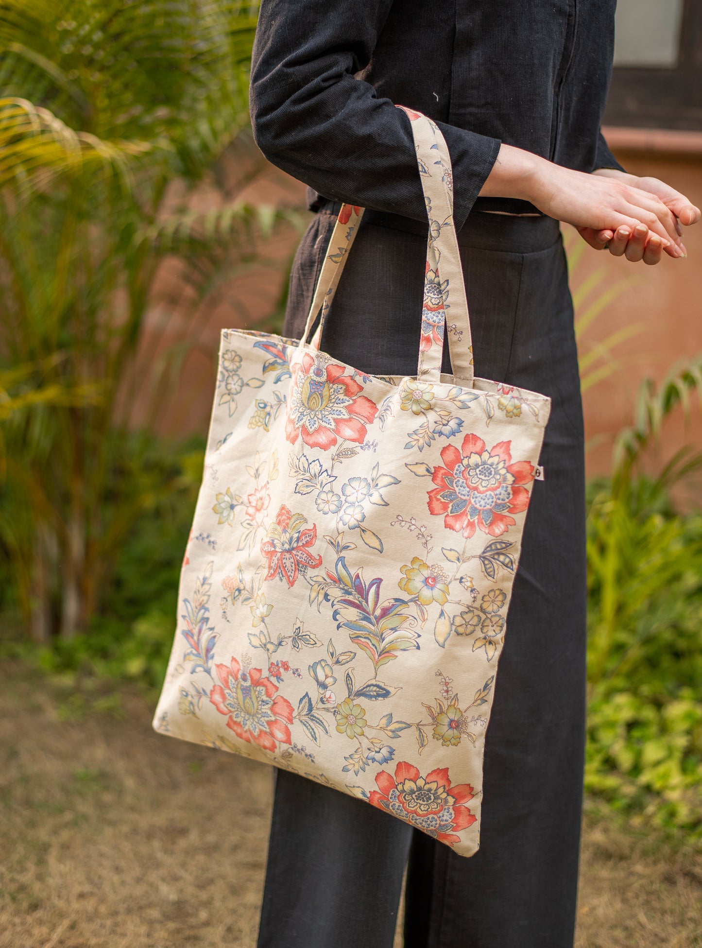 Art Tote : Rio Ivory Canvas