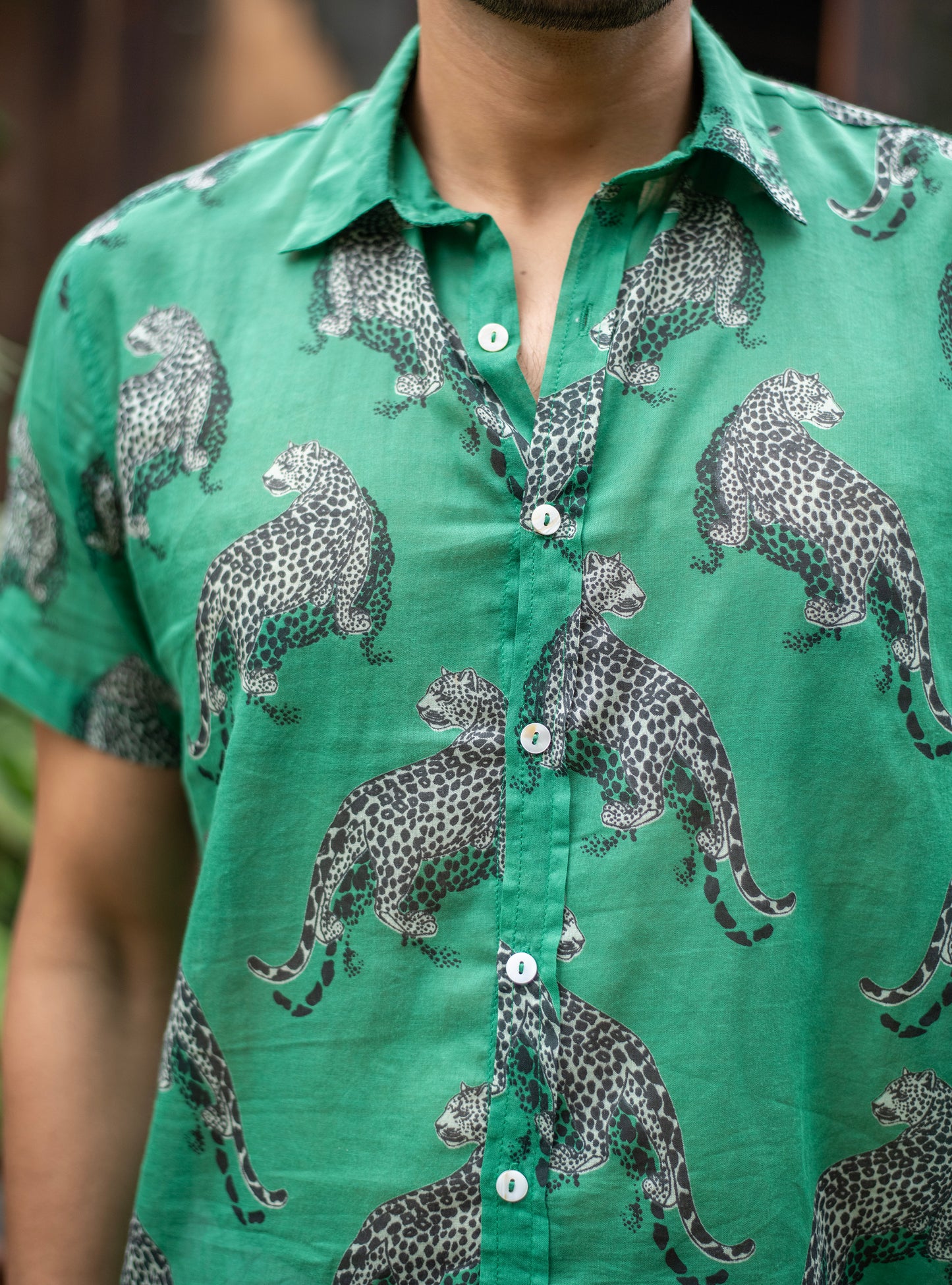 Hangout Shirt Half Sleeves : Leopard Green