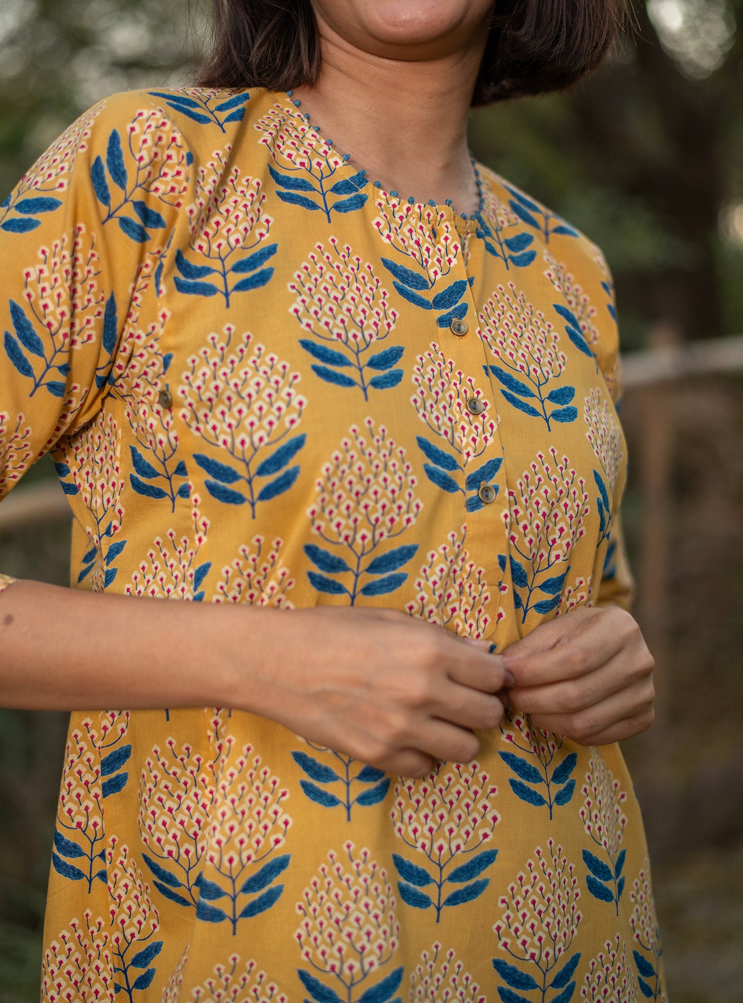 Nandi Kurta : Ali Flower Yellow