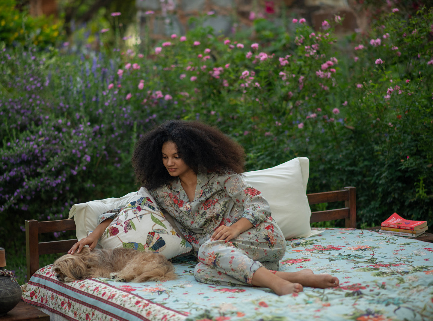 Vanessa Pj Set : Sardinia Country