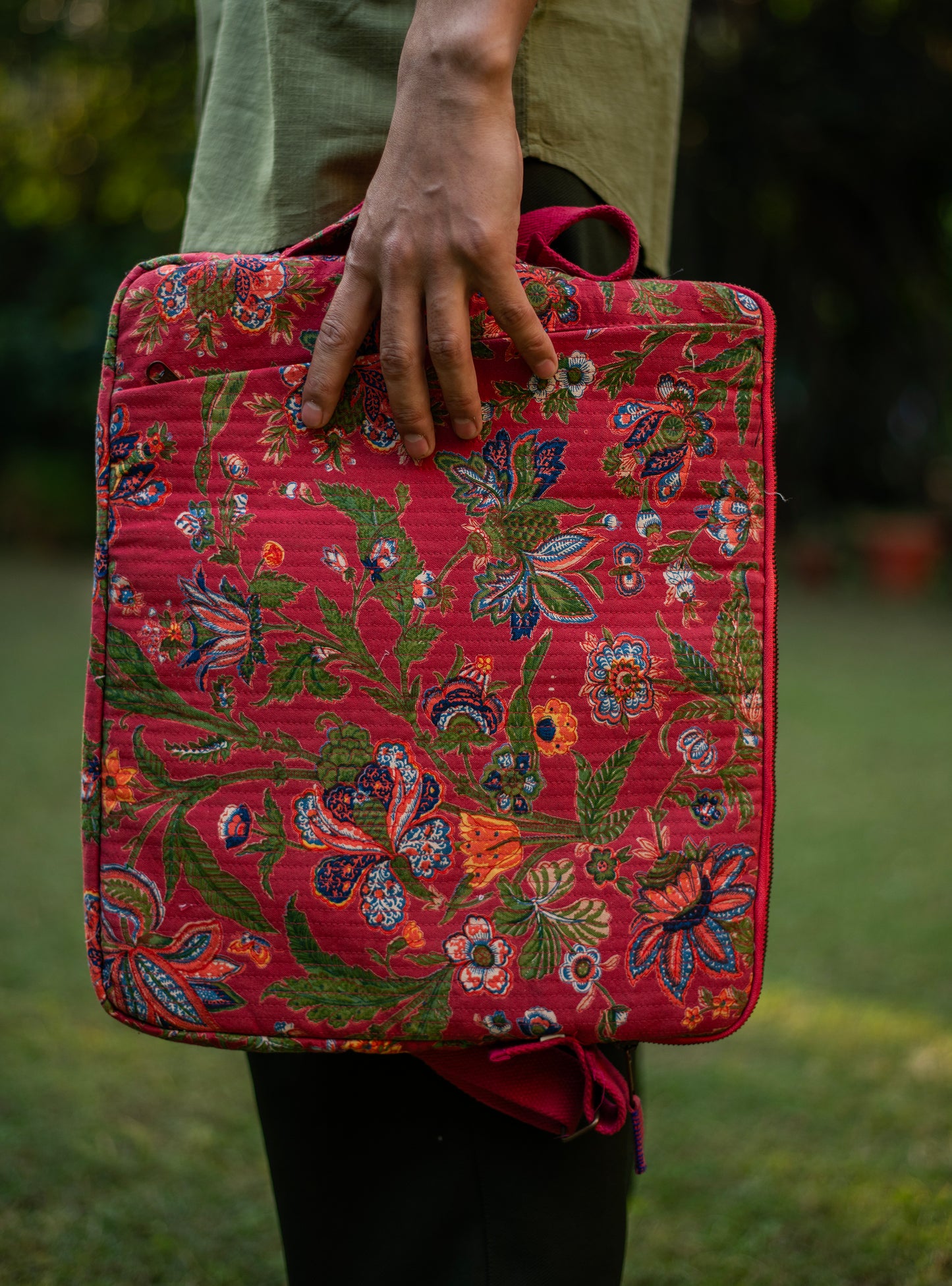 Quilted Laptop Bag : Hawaii Chilli Canvas