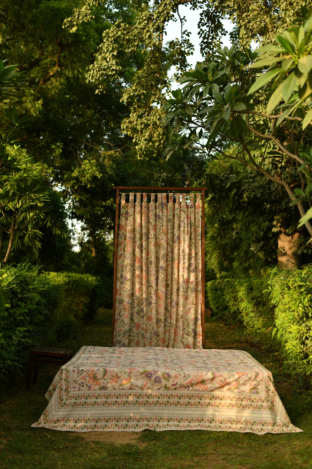 Printed Bed Cover : Kerala Cream Sheeting