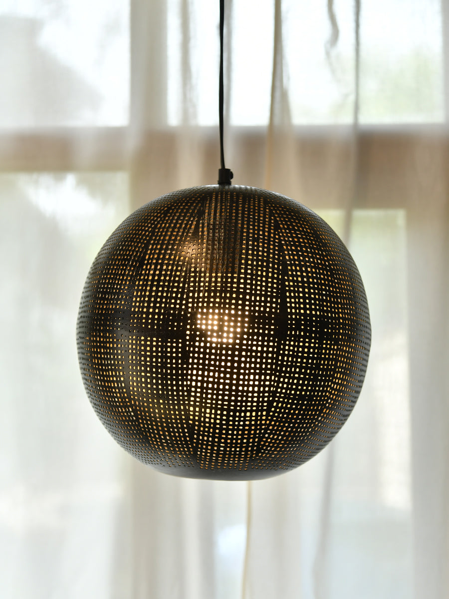 Ball Shape Lamp : Gold Iron