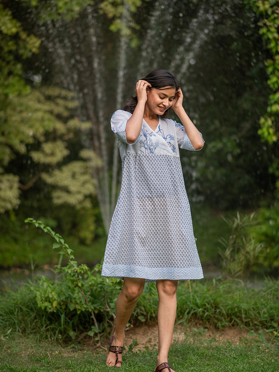 Sundowner Dress : Garden Horse White