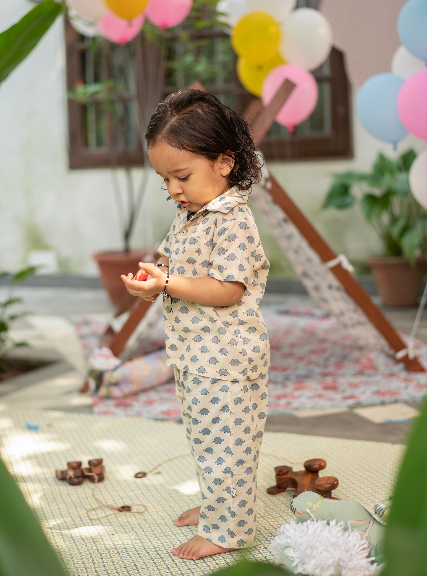 Angad Pj Set : Appu Beige Voile