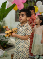 Biplane Sheesham : Haldu Wood