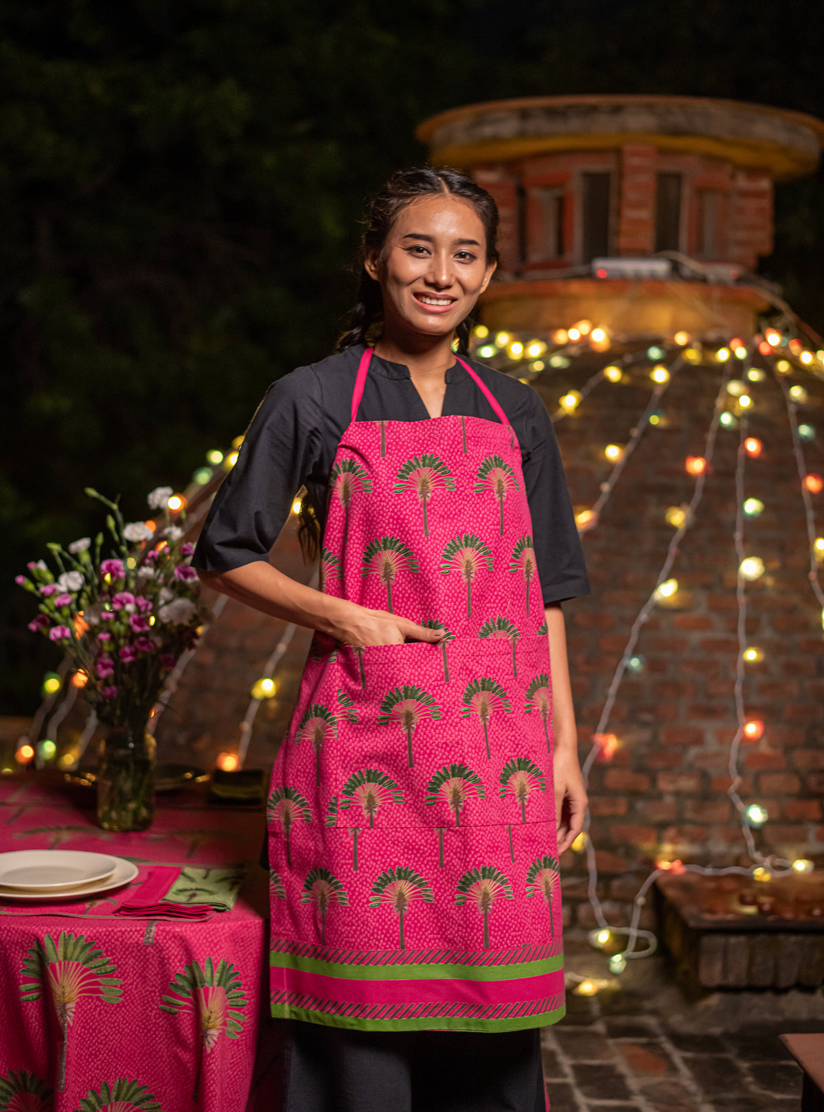 Printed Apron : Banana Magenta Canvas