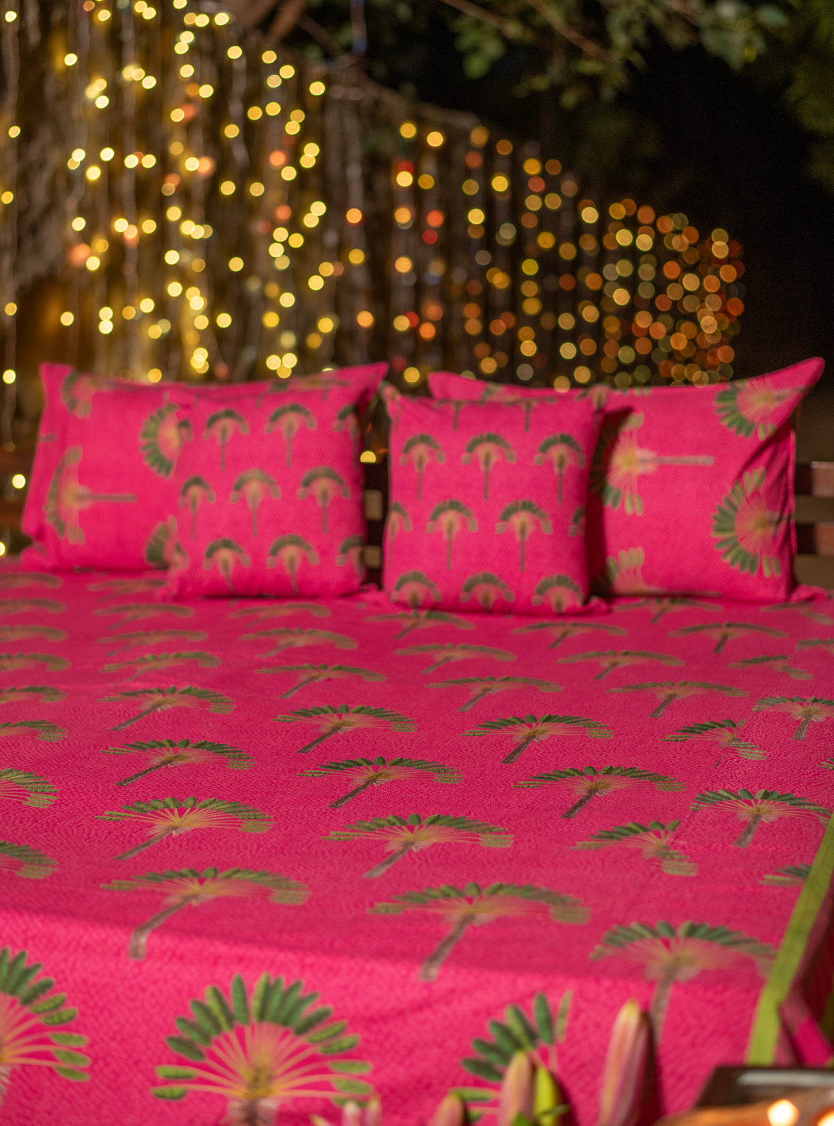 Printed Cushion Cover Rev : Banana Magenta Sheeting+Canvas