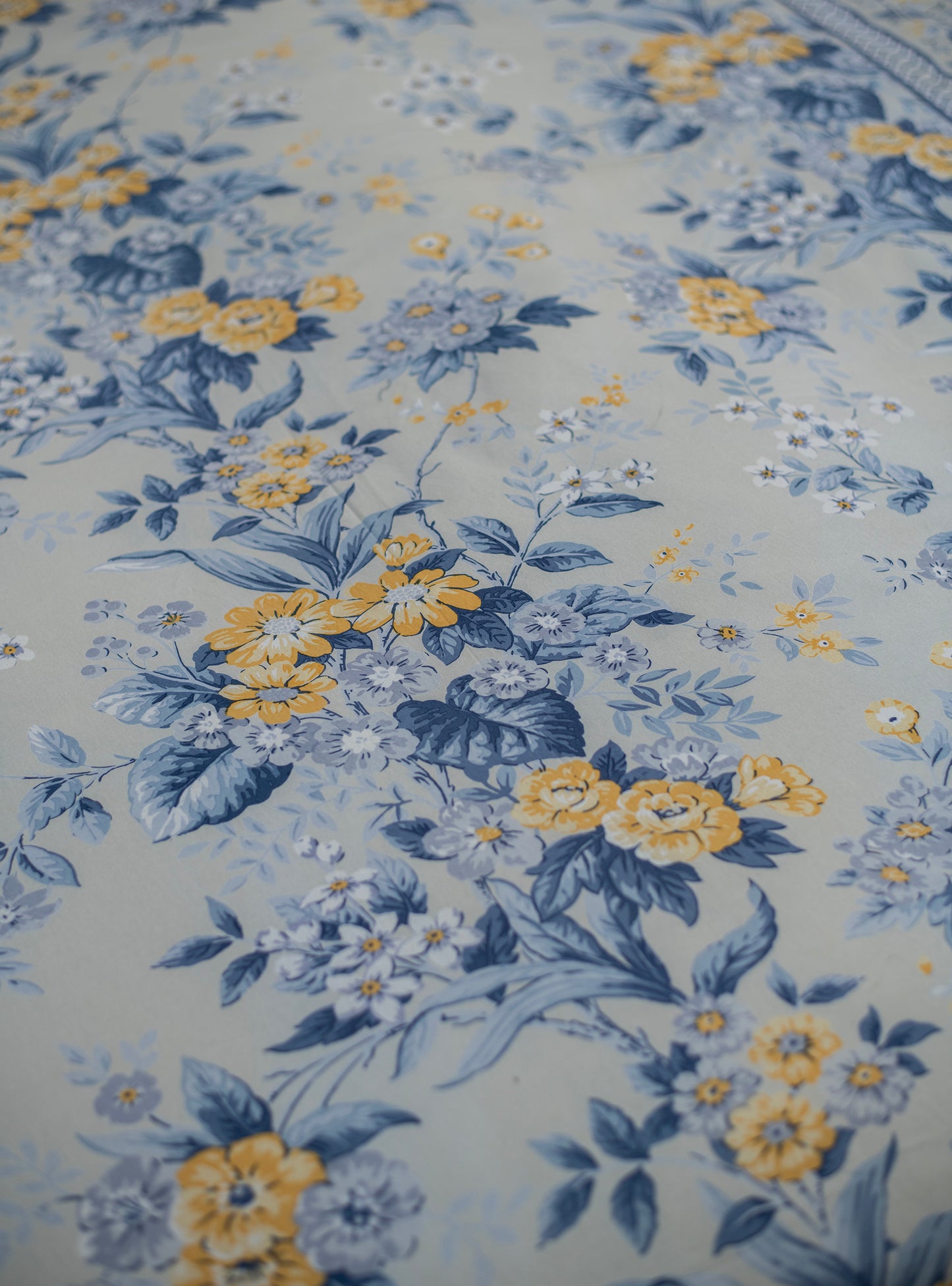 Printed Bedcover : Palmeros Navy Sheeting OD