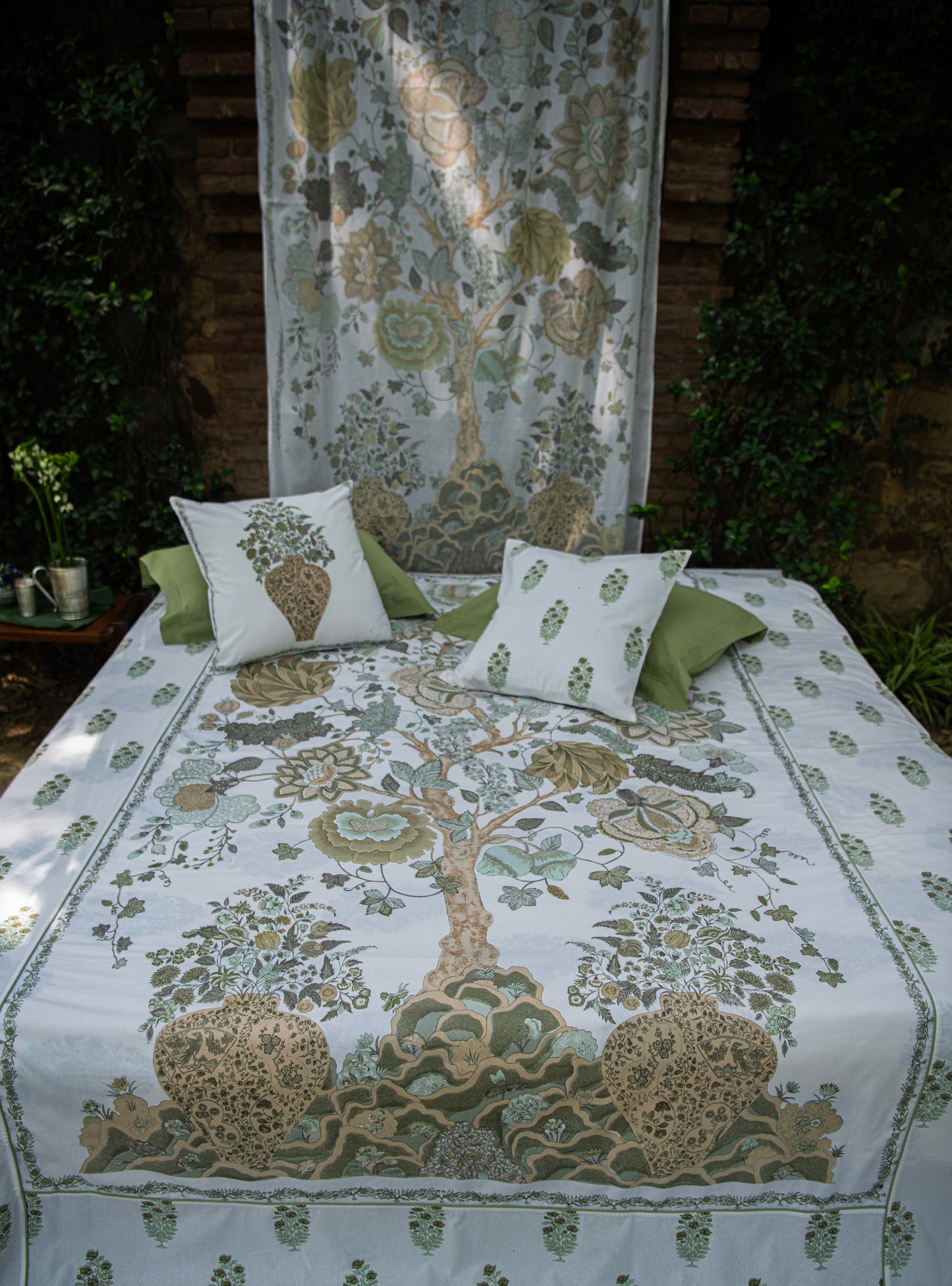 Printed Bed Cover : Tree of Life Sage Sheeting