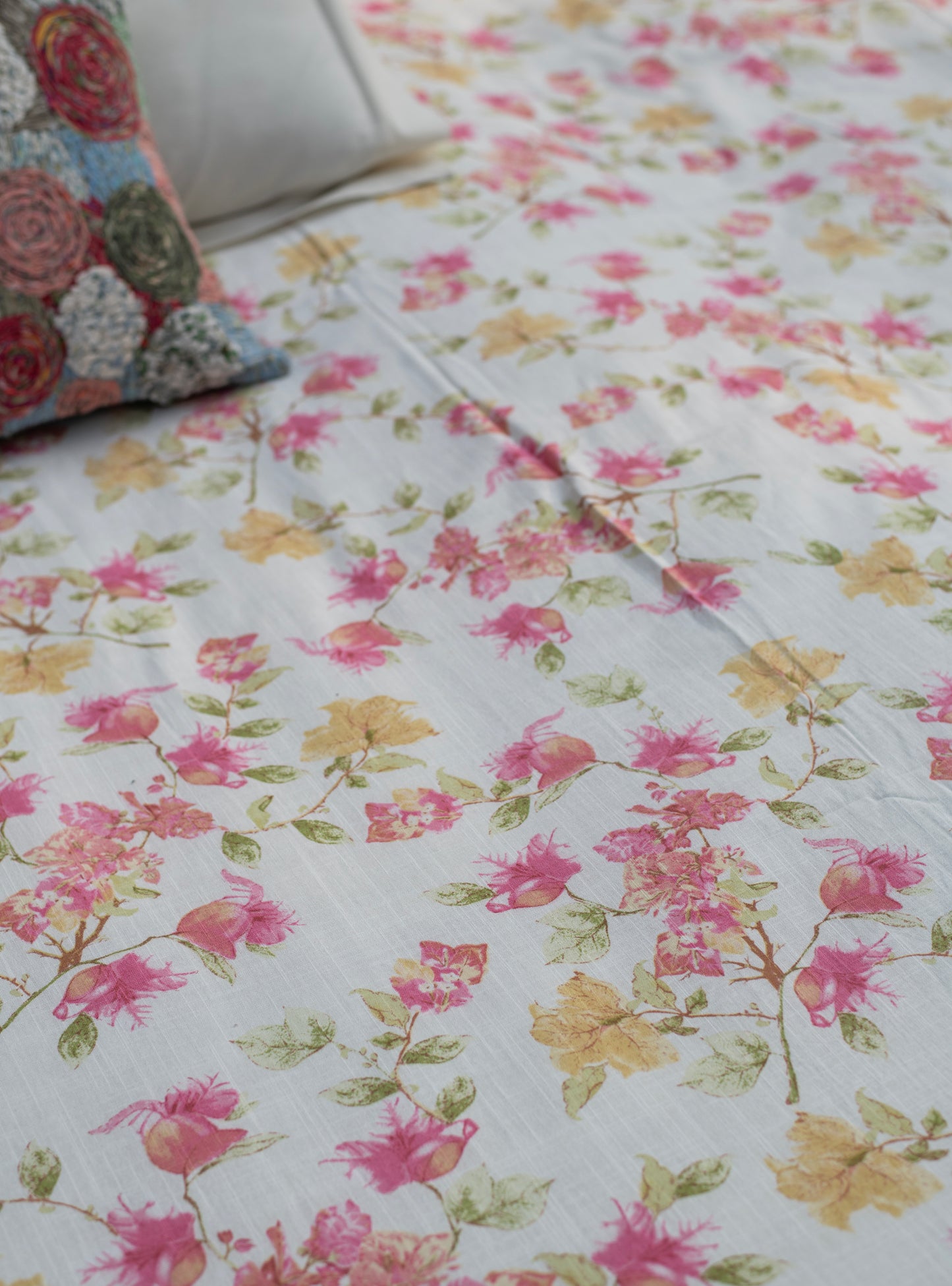 Printed Bed Cover : Bougainvillea Ivory Textured