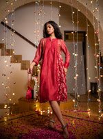 Begum Kurta Vermillion : Red Chanderi