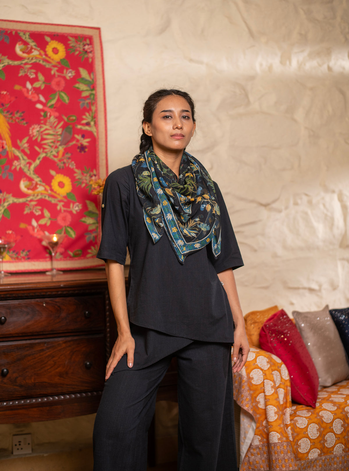 Border Scarf : Garden Black Kota Cotton