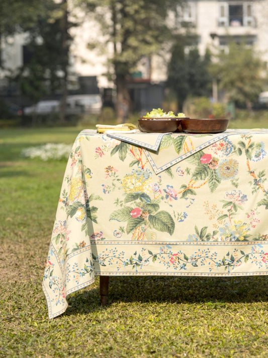 Printed Table Cloth : Chelsea Pista Sheeting