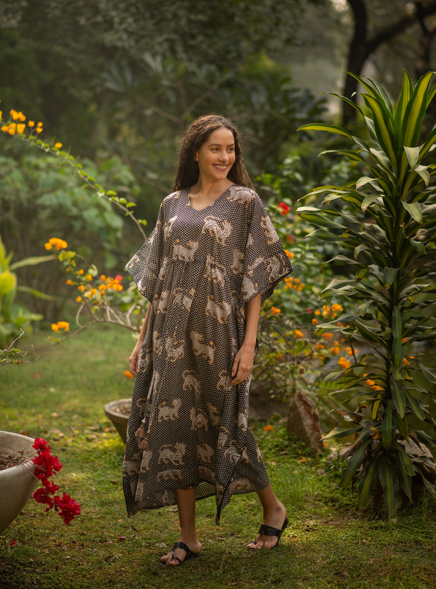 Classic Kaftan : Tiger Black Voile