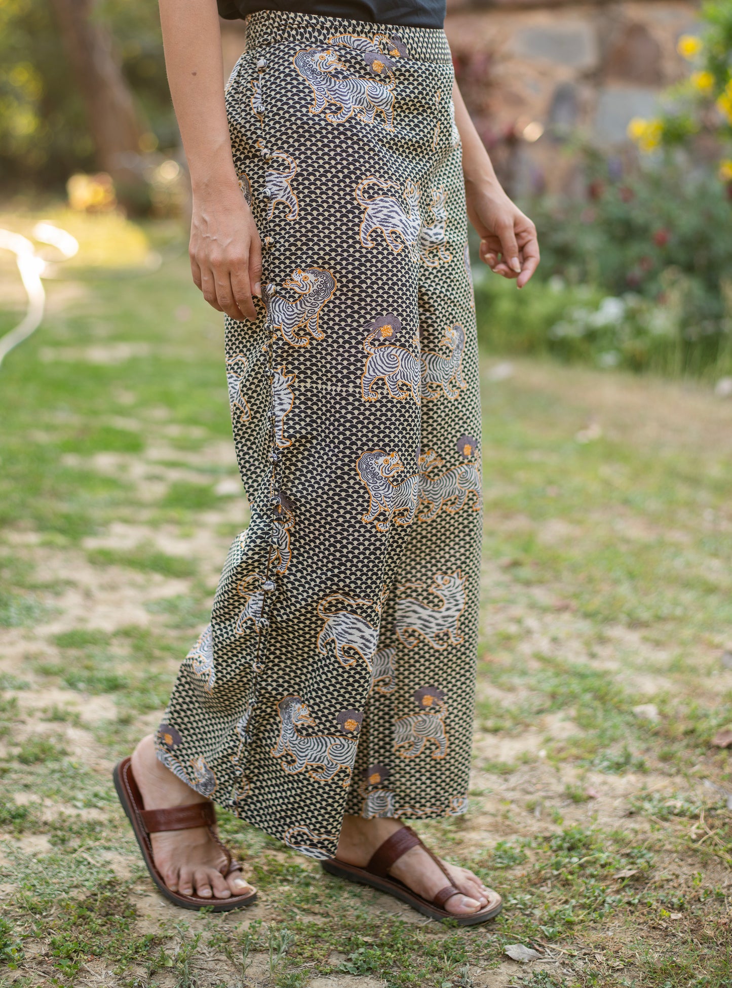 Blake Pant : Tiger Black Voile