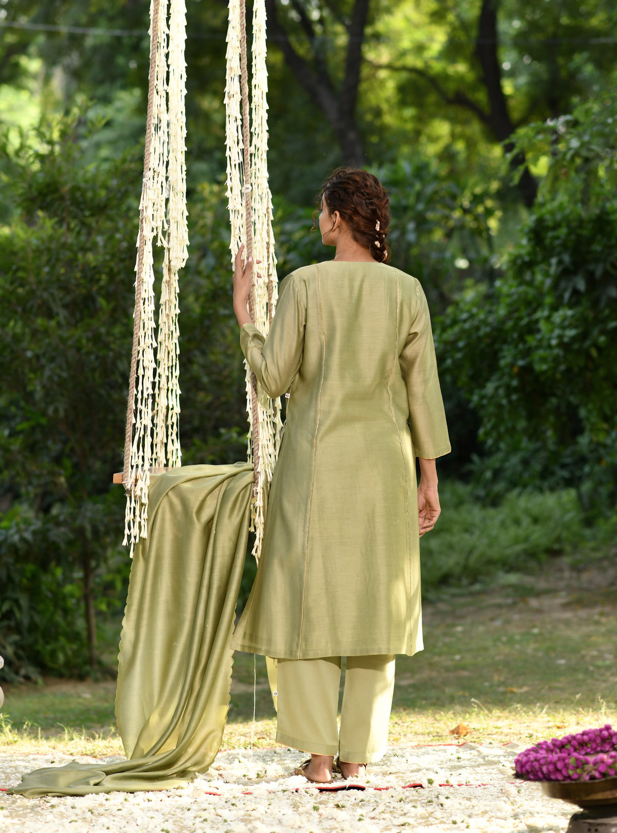 Devi Pintuck : Kurta Olive Chanderi