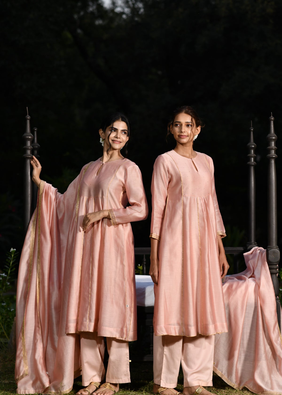 Embroidered Dupatta : Pink Chanderi