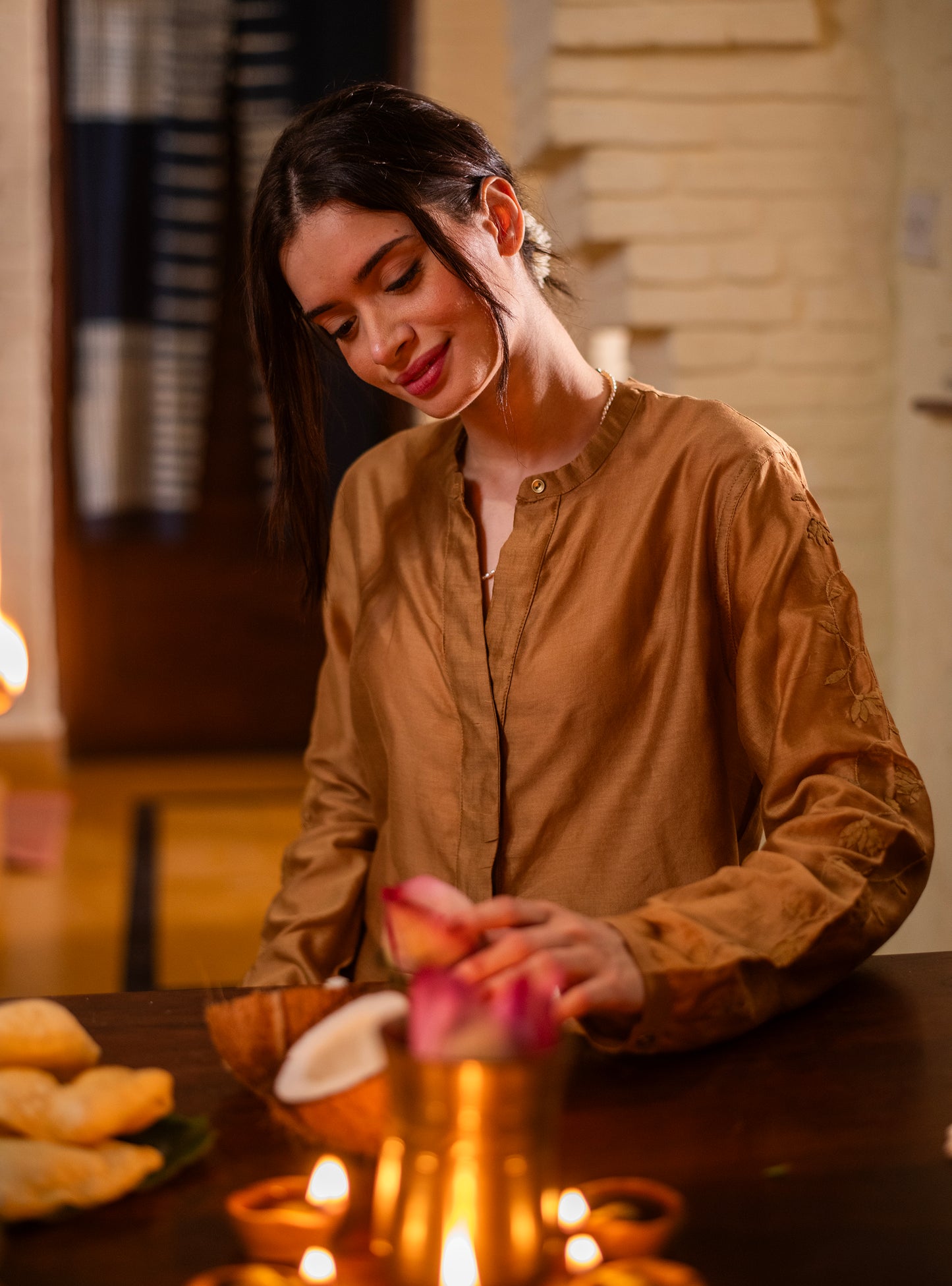 Aqila Top  : Hand Applique Gold Chanderi