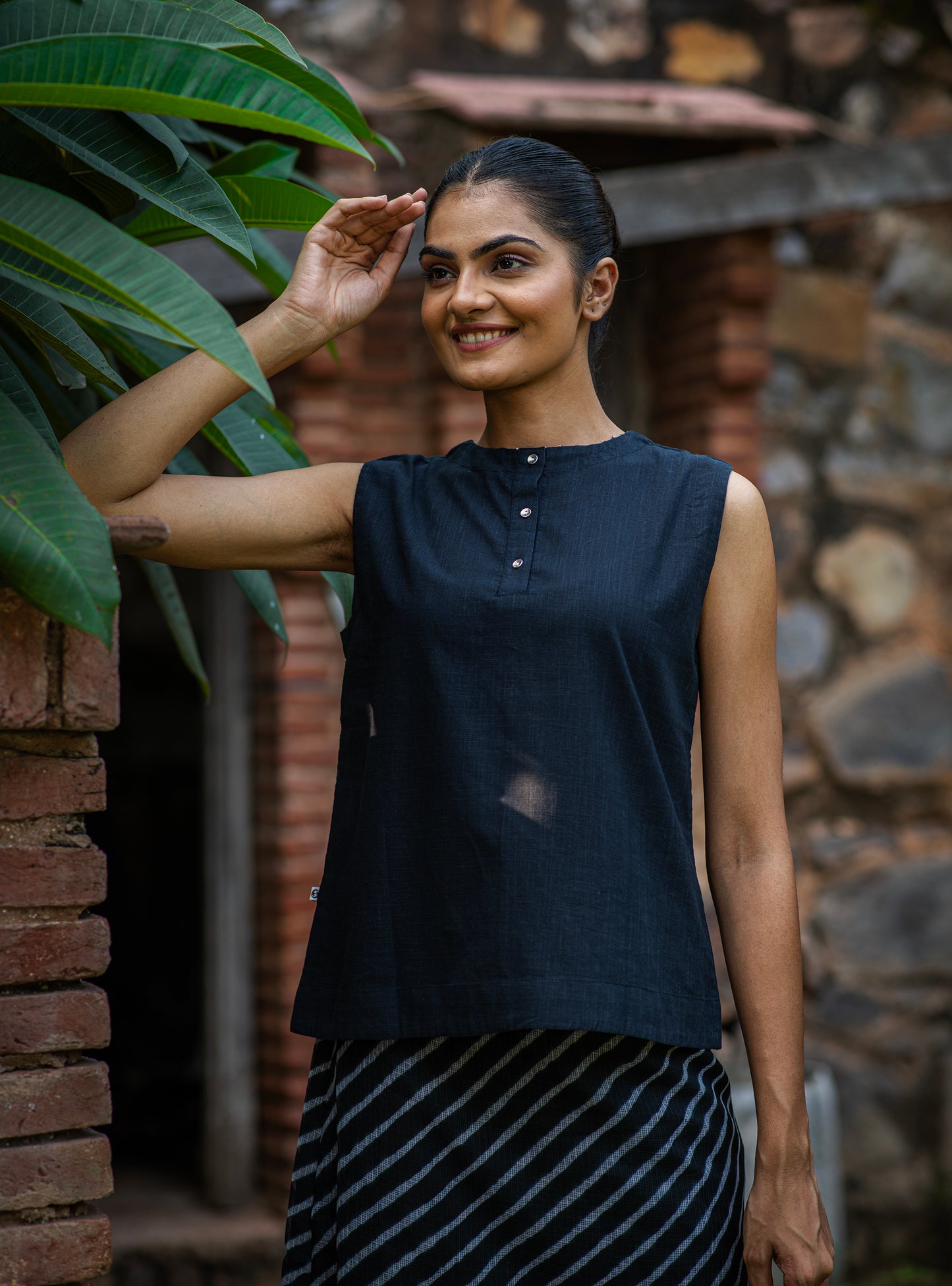 Tank Top : Solid Black Slub