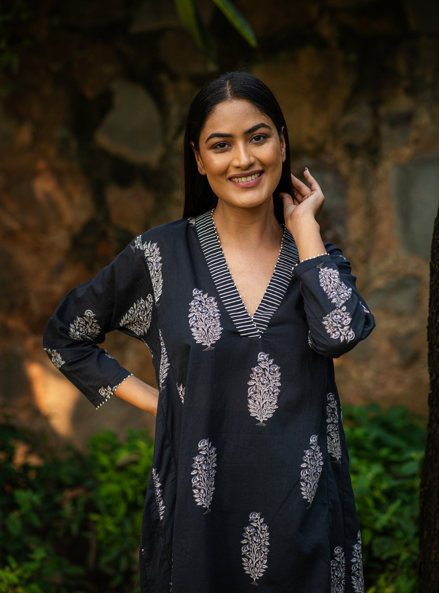 Kanan Kurta : Rosa Buti Black Voile