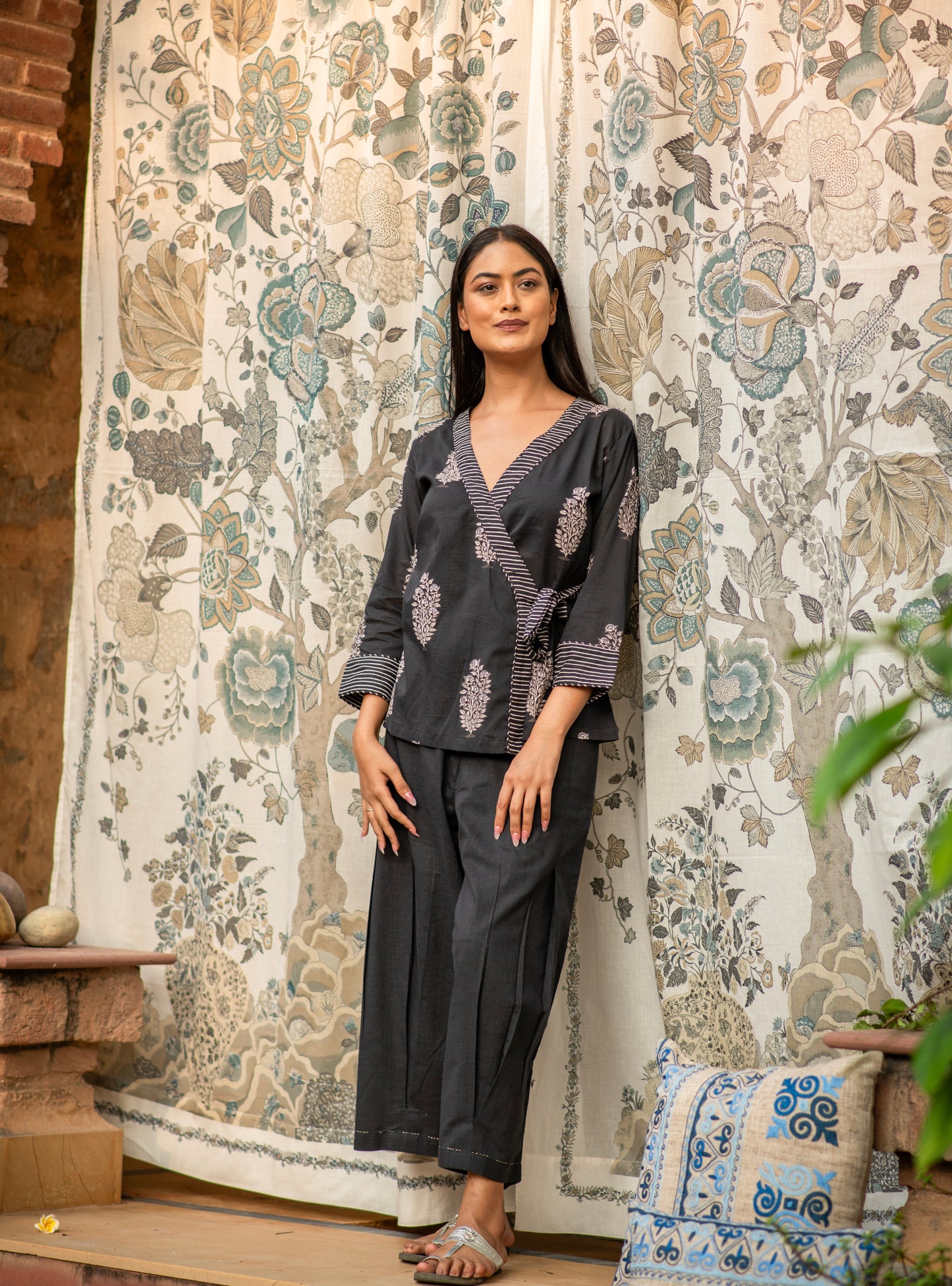 Solene Top : Rosa Buti Black Voile