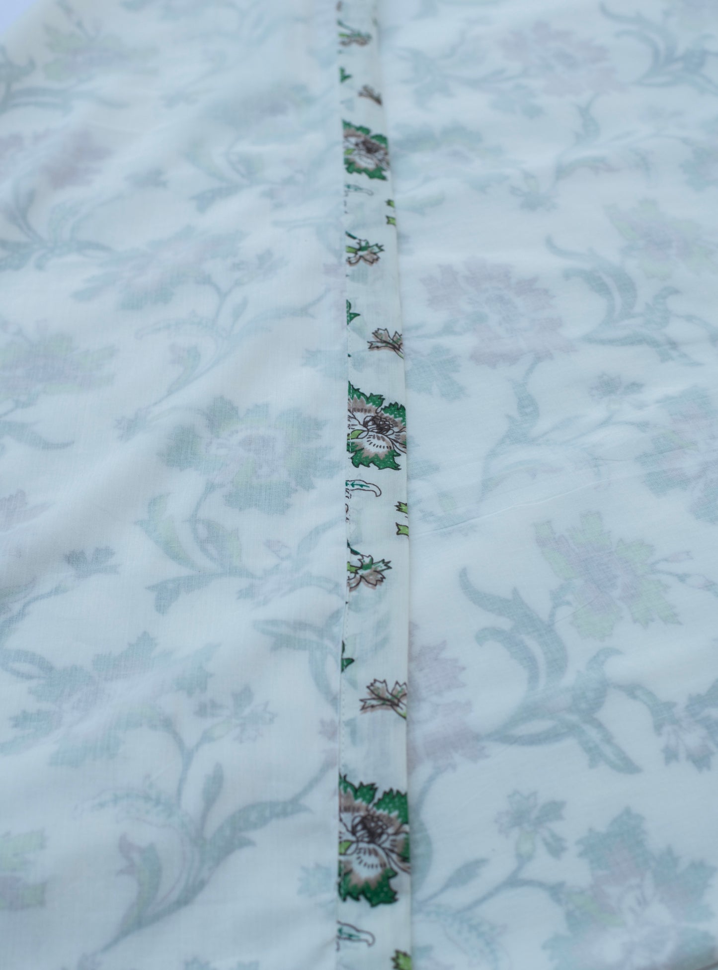 Classic Dohar : Chrysanthemum Ivory Voile