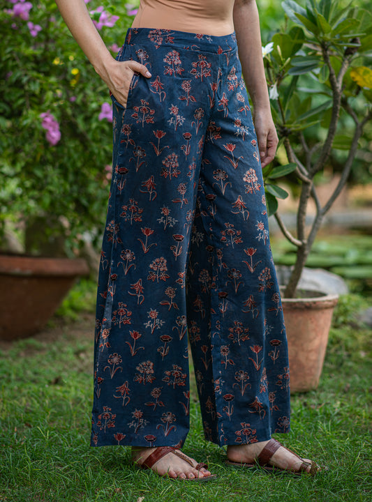 Ellie Pant : Ajrakh Veena Indigo Voile