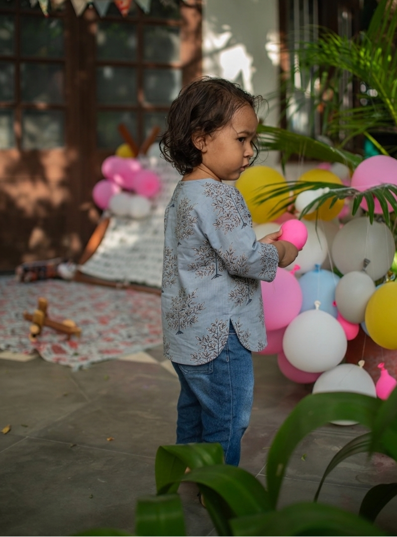Kids Boat Neck Top : Daunee Buti Sky Voile