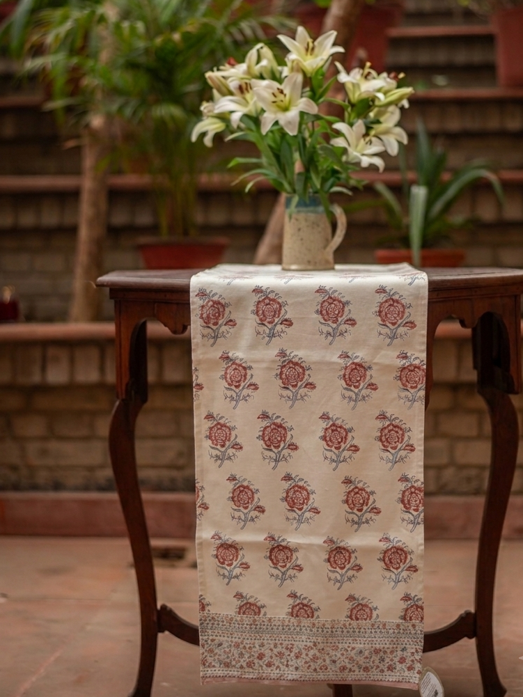 Printed Runner : Indian Rose Canvas