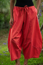 Balloon Pant : Solid Coral Slub