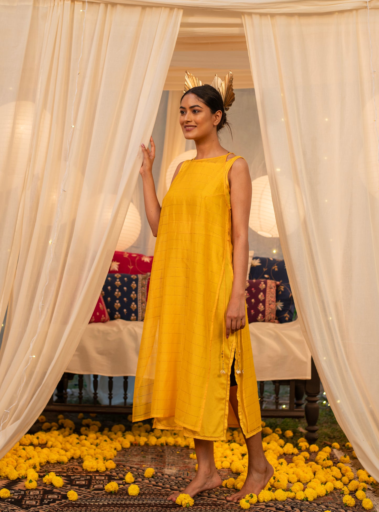 Over Dress : Haldi Maheshwari