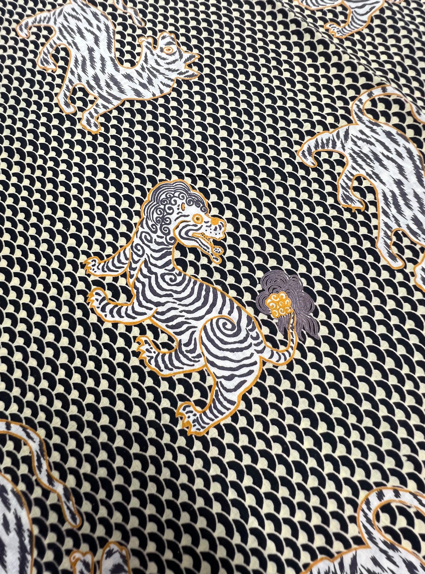 Cotton Cambric Fabric  : Tiger Black
