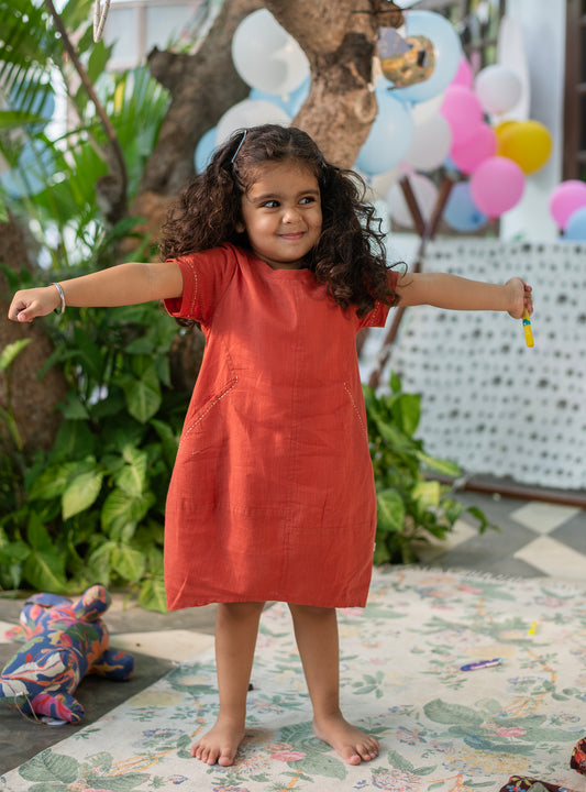 Kids Balloon Dress : Solid Rust Slub