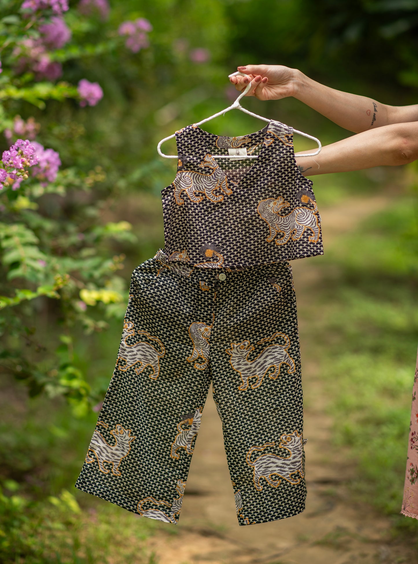 Kids Angel Top : Tiger Black Voile