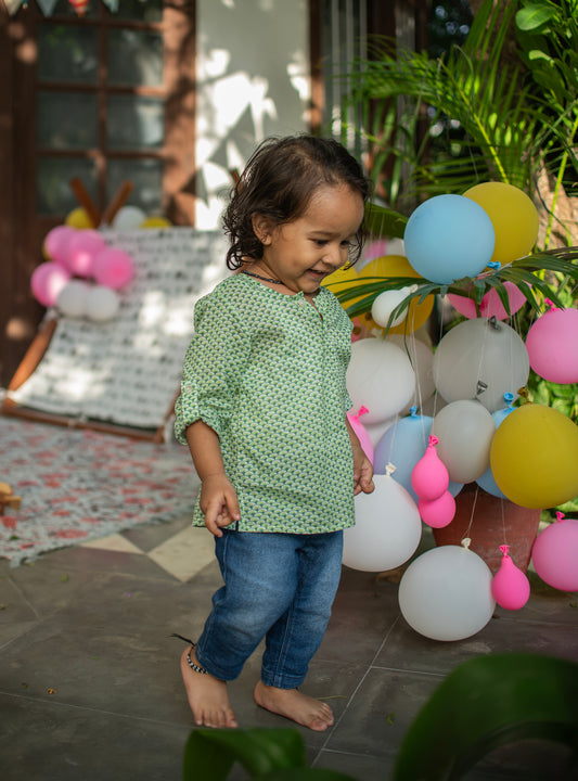 Kids Classic Kurta : Scales Green Voile