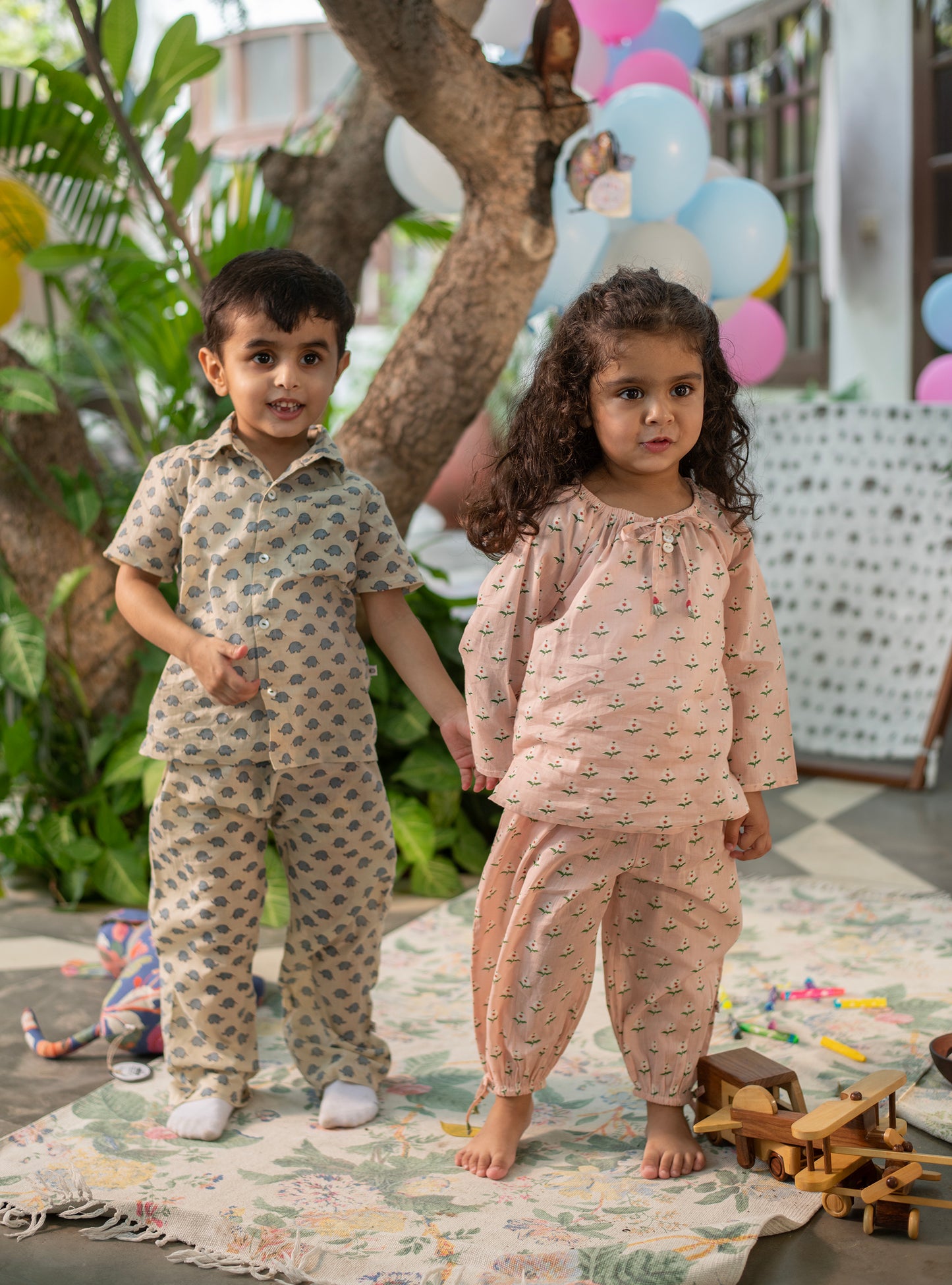 Angad Pj Set : Appu Beige Voile