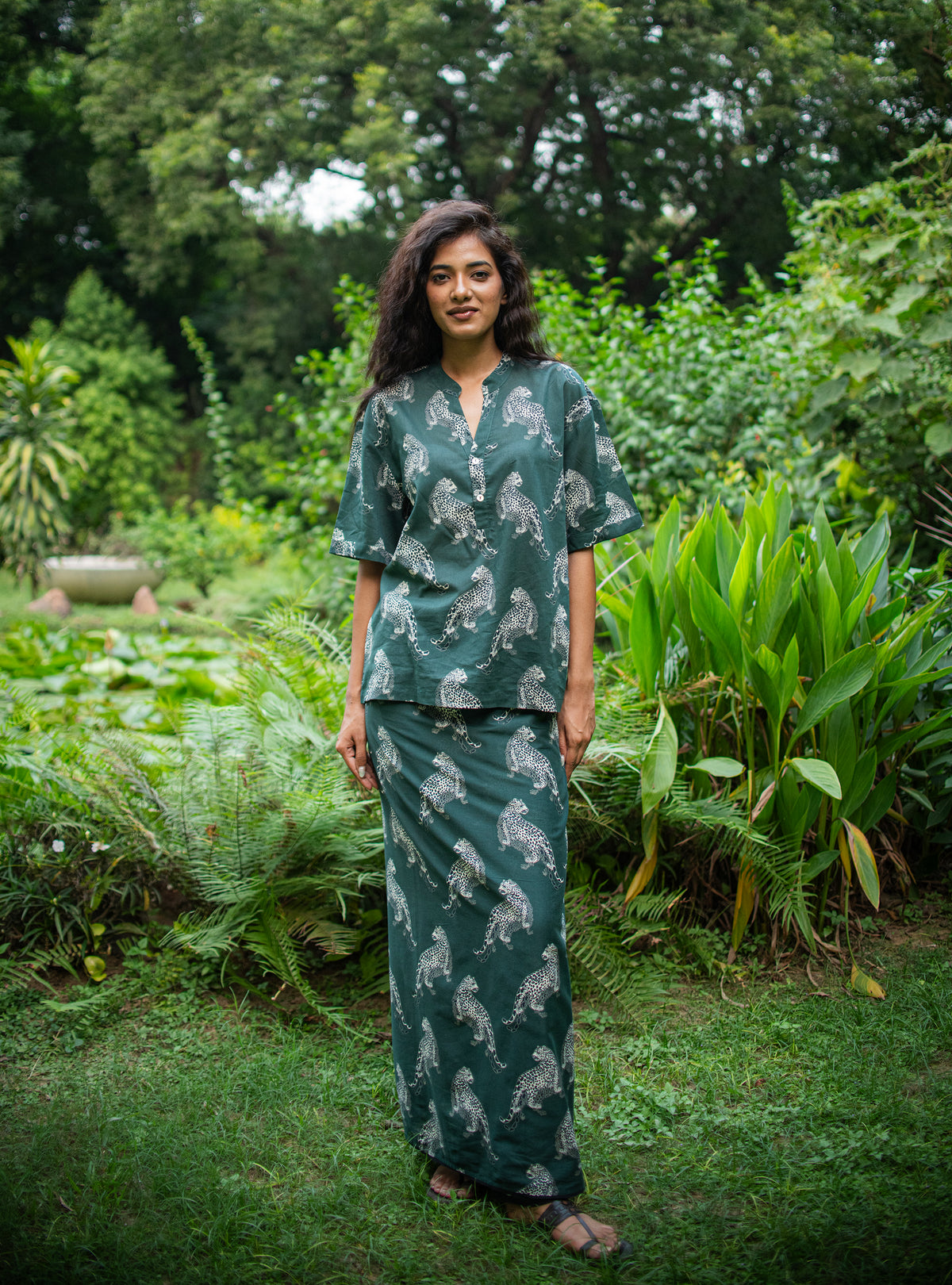 Lungi : Leopard Panna Voile