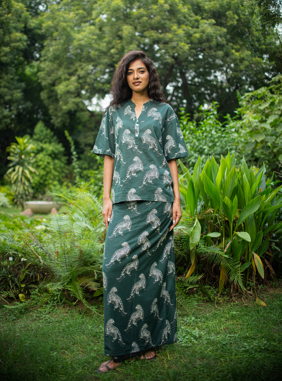 Lungi : Leopard Panna Voile
