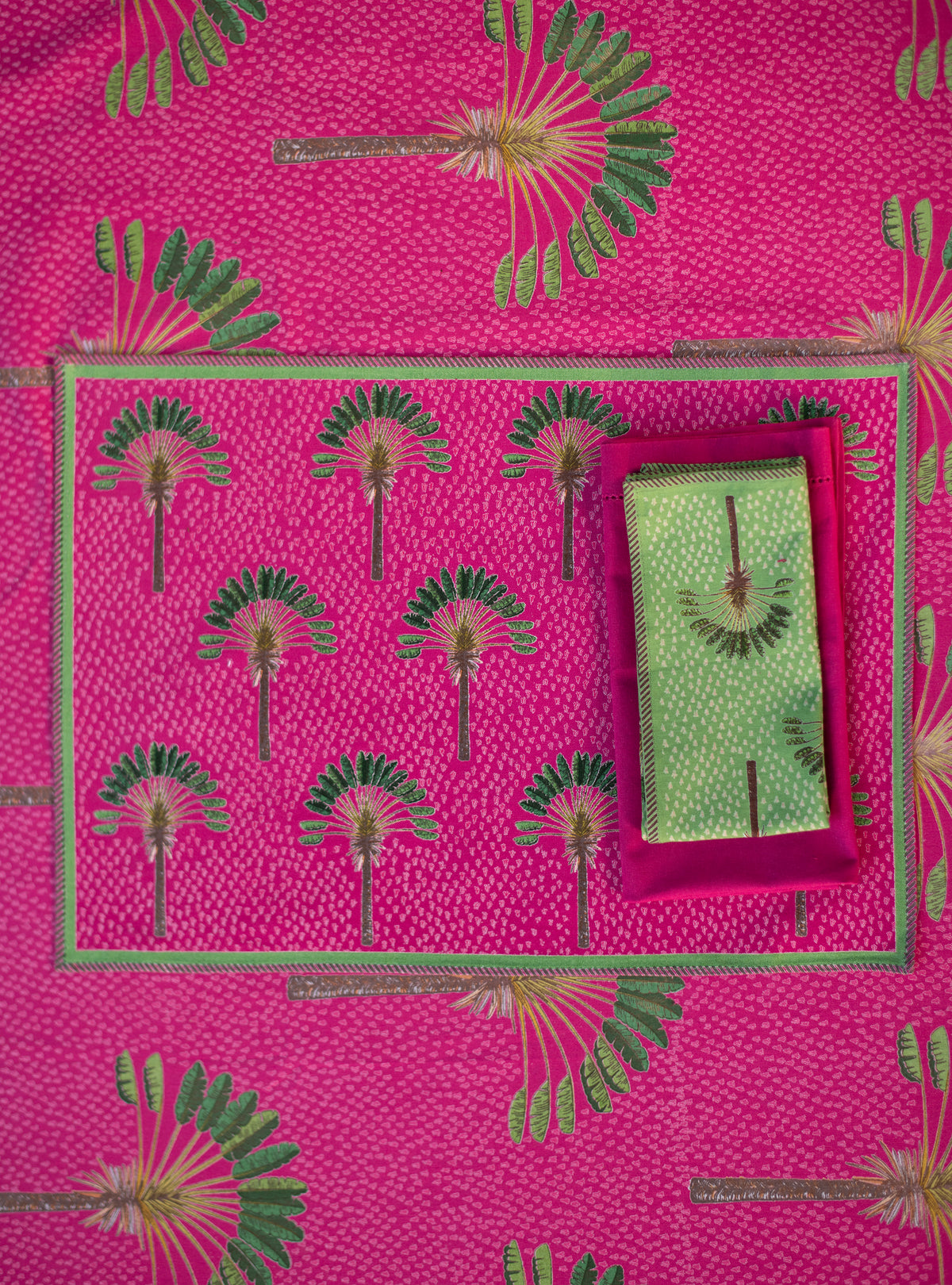 Printed Mat Set of 6 : Banana Magenta Canvas