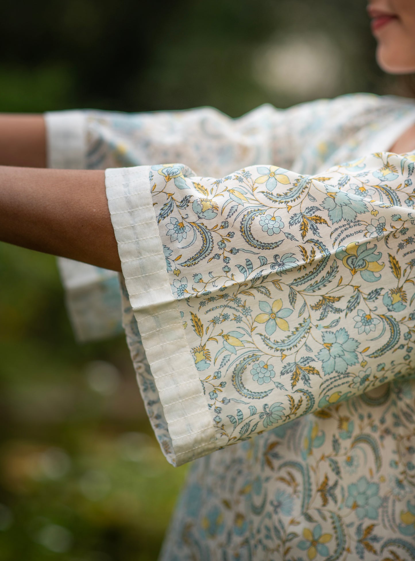 Maya Kaftan : Pulicat Beach Voile