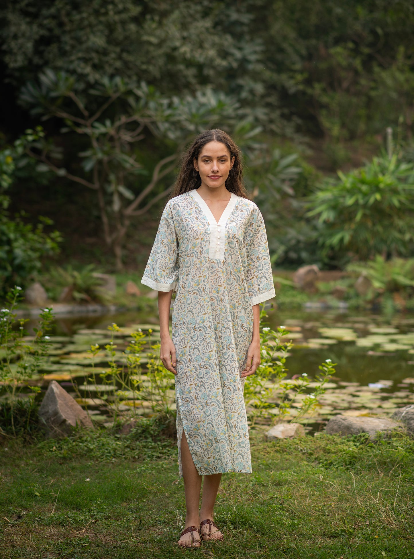 Maya Kaftan : Pulicat Beach Voile