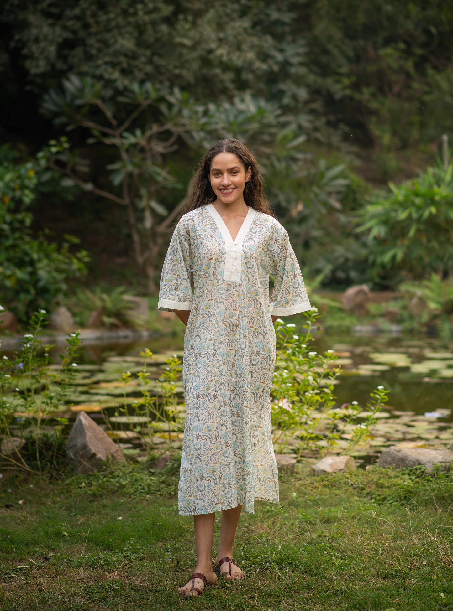 Maya Kaftan : Pulicat Beach Voile