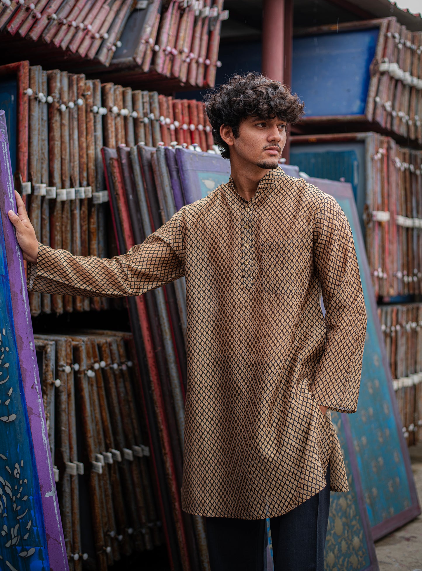 Mens Kurta : Short Krys Black Chanderi