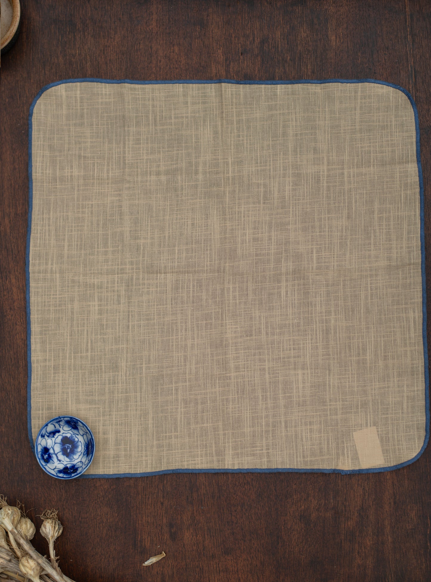 Napkin With Thread Overlock : Beige with Mingei Slub