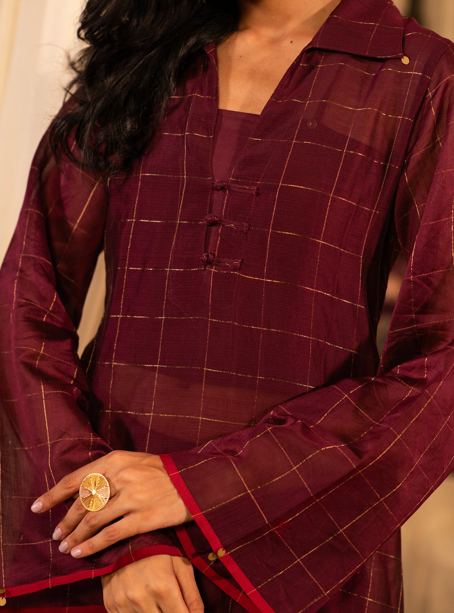 Heba Dress : Burgundy Maheshwari