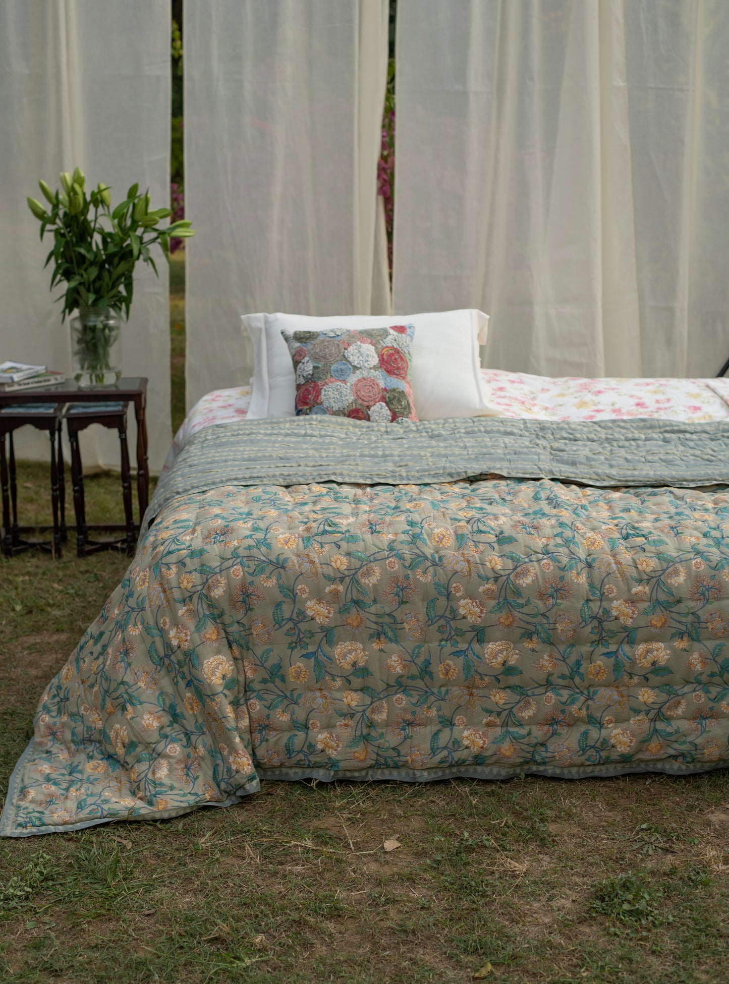 Printed Quilt Rev : Florentine Sage Voile