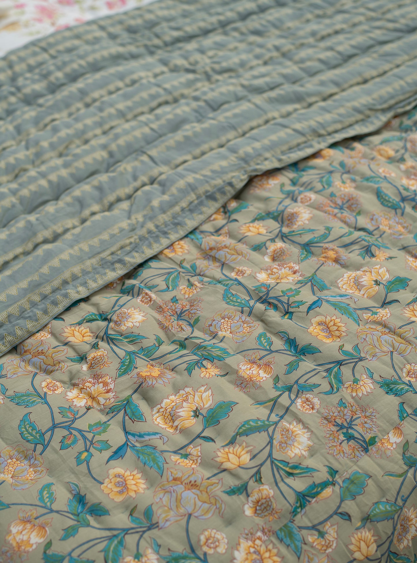 Printed Quilt Rev : Florentine Sage Voile