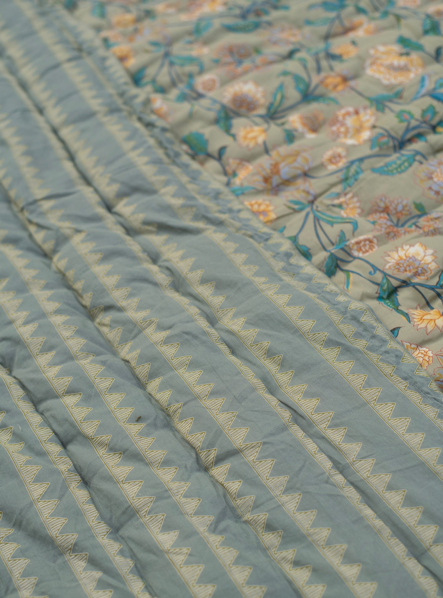 Printed Quilt Rev : Florentine Sage Voile